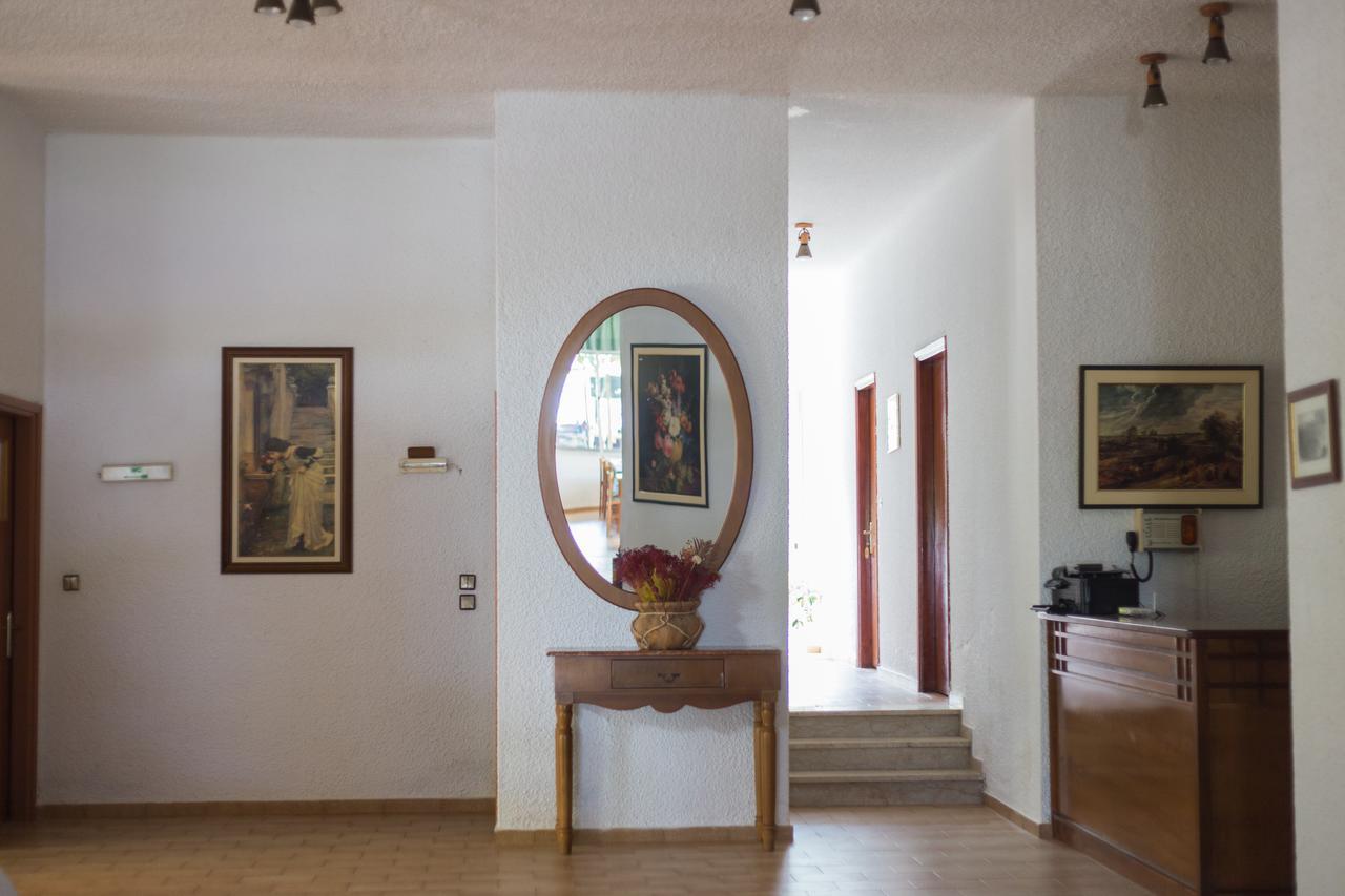 Hotel Hellas Epidaurus Eksteriør billede