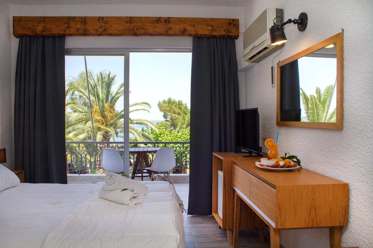 Hotel Hellas Epidaurus Eksteriør billede